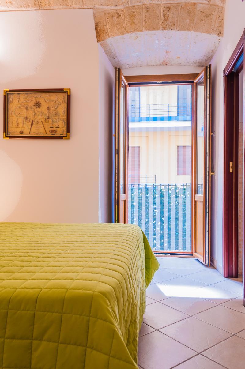 Melo Accommodations Apartment Abbrescia バーリ エクステリア 写真
